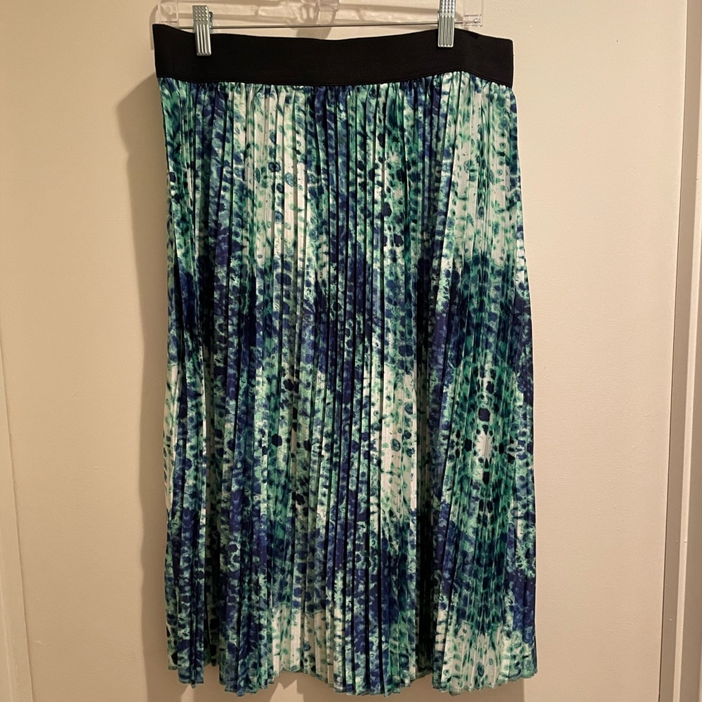 LuLaRoe Jill Skirt